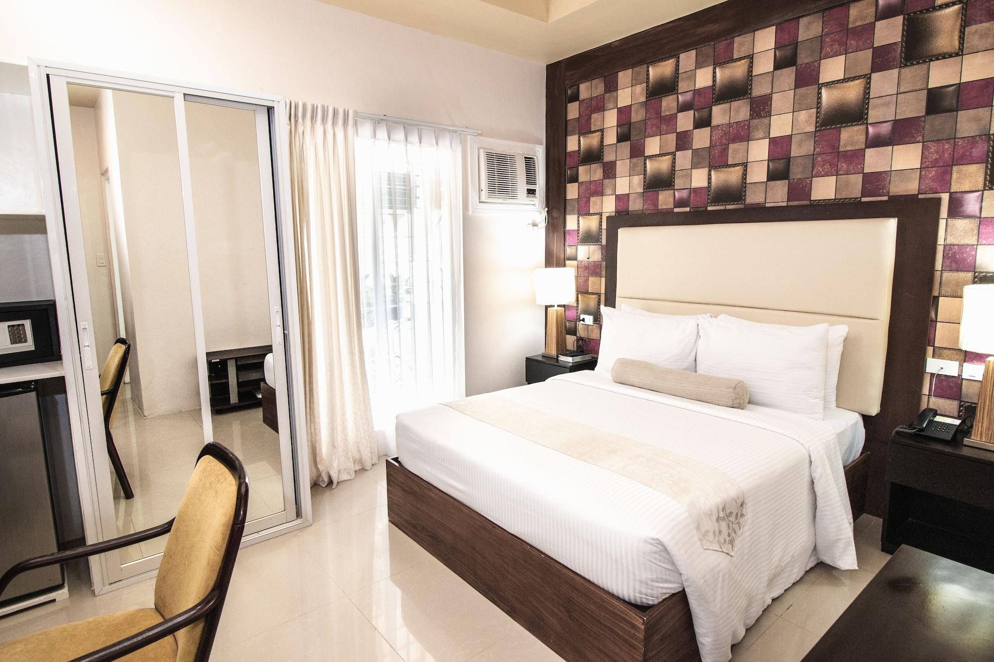 Hotel Dumaguete Dumaguete City Екстер'єр фото