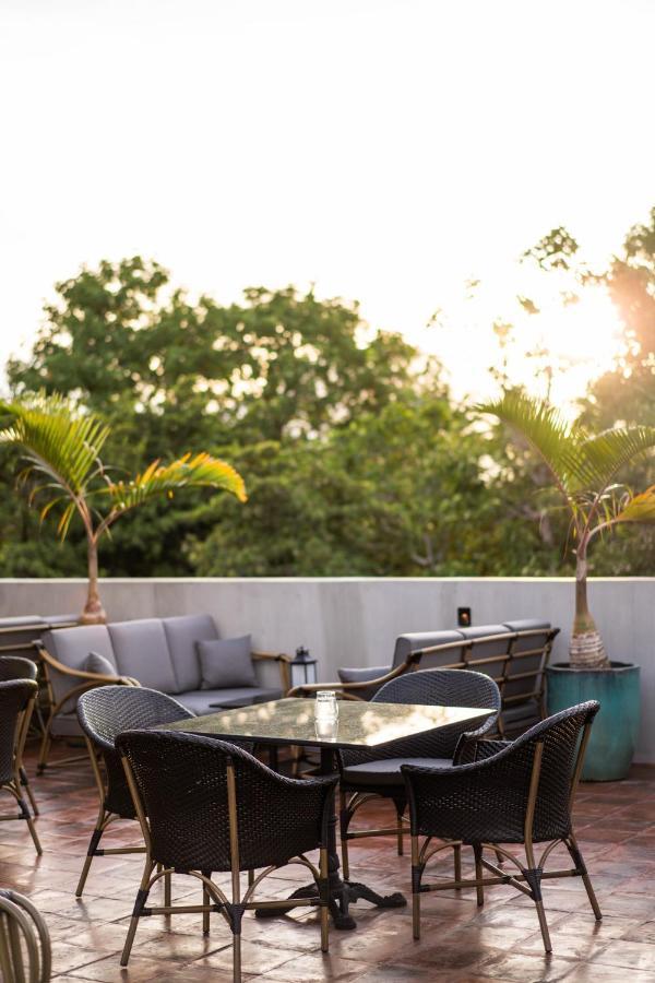 Hotel Dumaguete Dumaguete City Екстер'єр фото