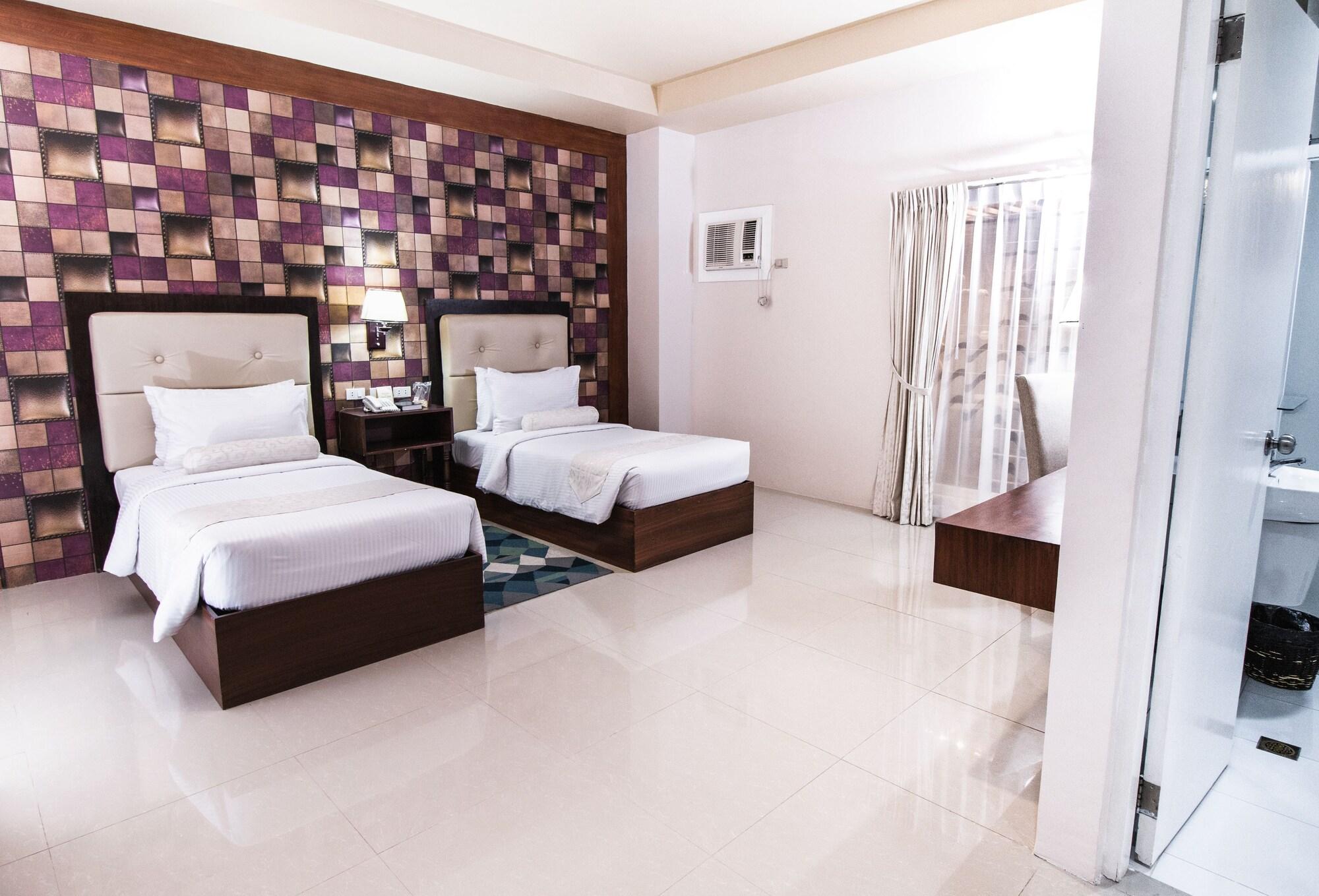 Hotel Dumaguete Dumaguete City Екстер'єр фото