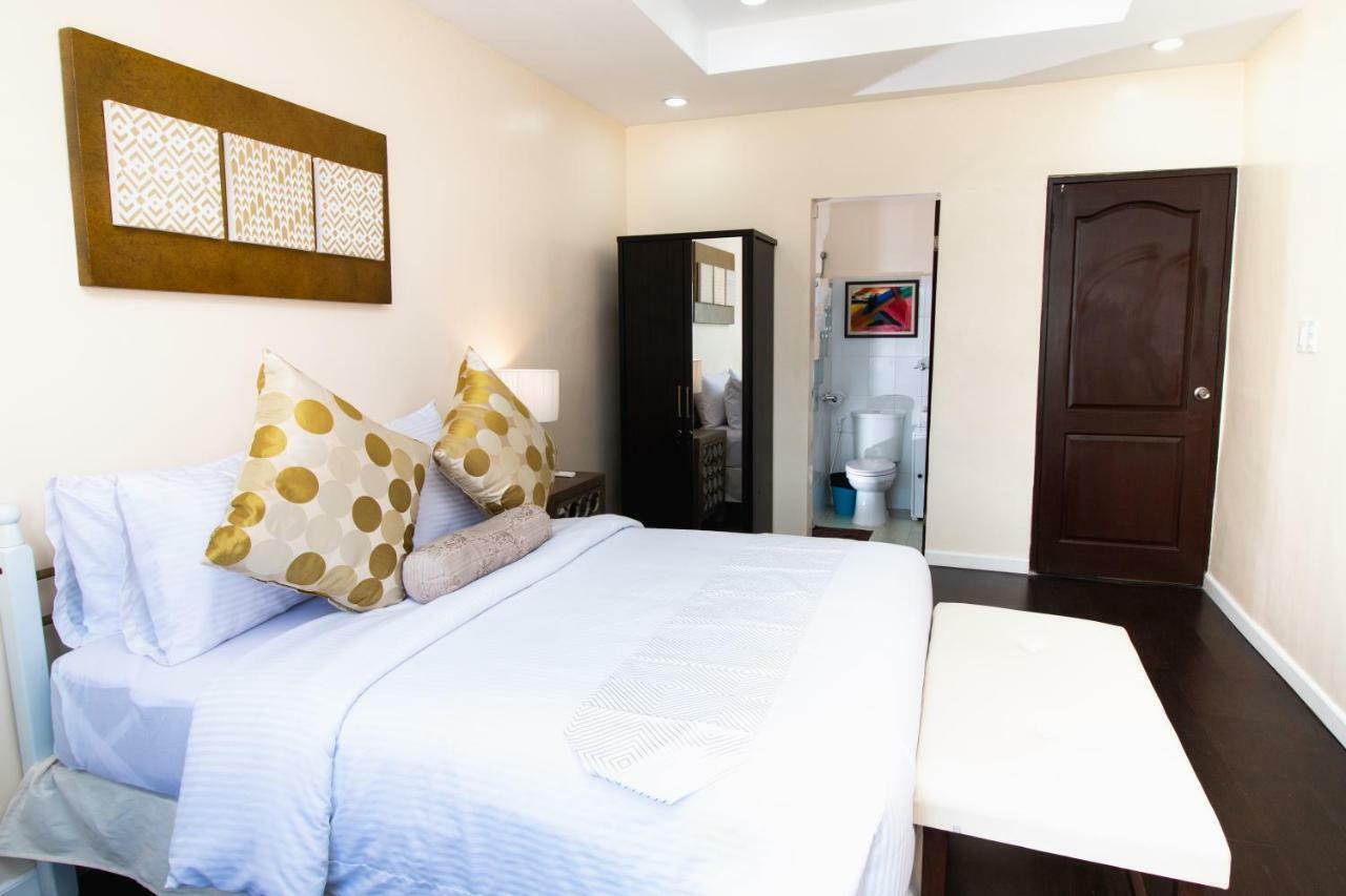 Hotel Dumaguete Dumaguete City Екстер'єр фото